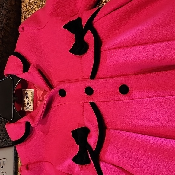 Rothschild Pink and Black Velvet Wool Coat, Size 6 - Picture 6 of 9